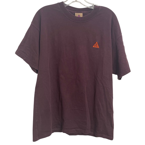 Nike ACG Other - Nike ACG Mens Embroidered Logo Short Sleeve Heavyweight T-Shirt Burgundy Size L